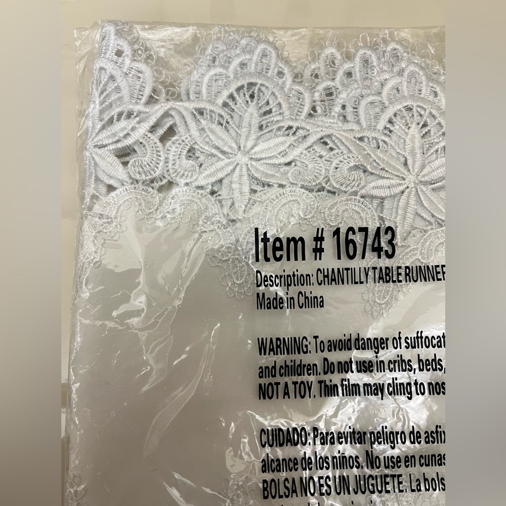 Chantilly Table Runner White approx: 13” x 70”NIP - Picture 2 of 4